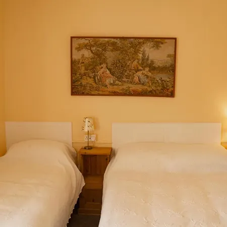 Tynte House Szálloda Dún Luáin