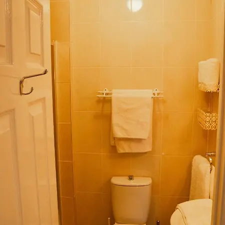 Tynte House Szálloda Dún Luáin