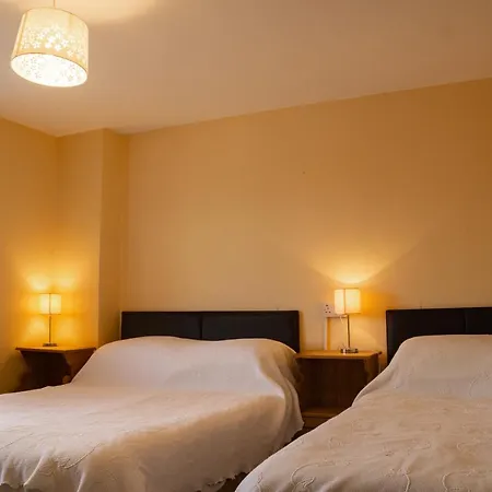 Tynte House Otel Dun Luain