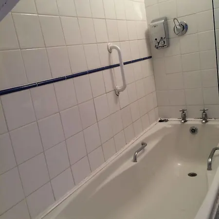 Tynte House Szálloda Dún Luáin