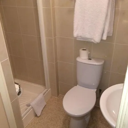 Tynte House Szálloda Dún Luáin