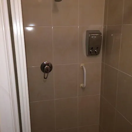 Szálloda Tynte House 3*